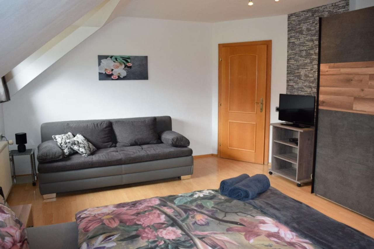 Ferienwohnung Familie Pichler Neumarkt in Steiermark Екстериор снимка